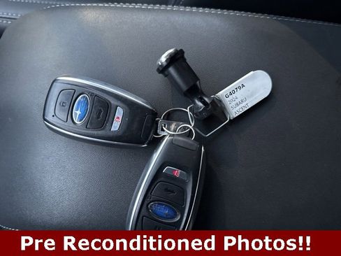 Used 2024 Subaru Ascent Limited w/ Technology Package image 20