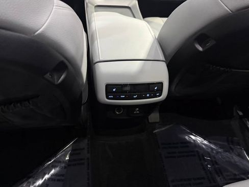 Used 2022 Hyundai Palisade SEL w/ Premium Package AWD/4WD image 24