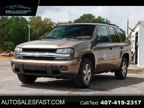 Used 2003 Chevrolet TrailBlazer LT image 1