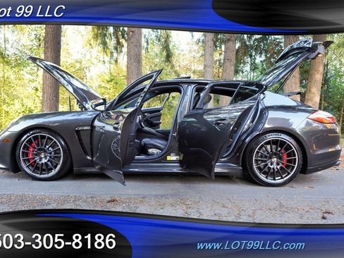 Used 2013 Porsche Panamera GTS image 26