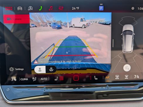 New 2026 Volkswagen Tiguan SE image 12