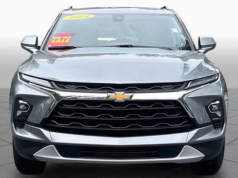 Used 2024 Chevrolet Blazer LT w/ Convenience Package FWD image 4