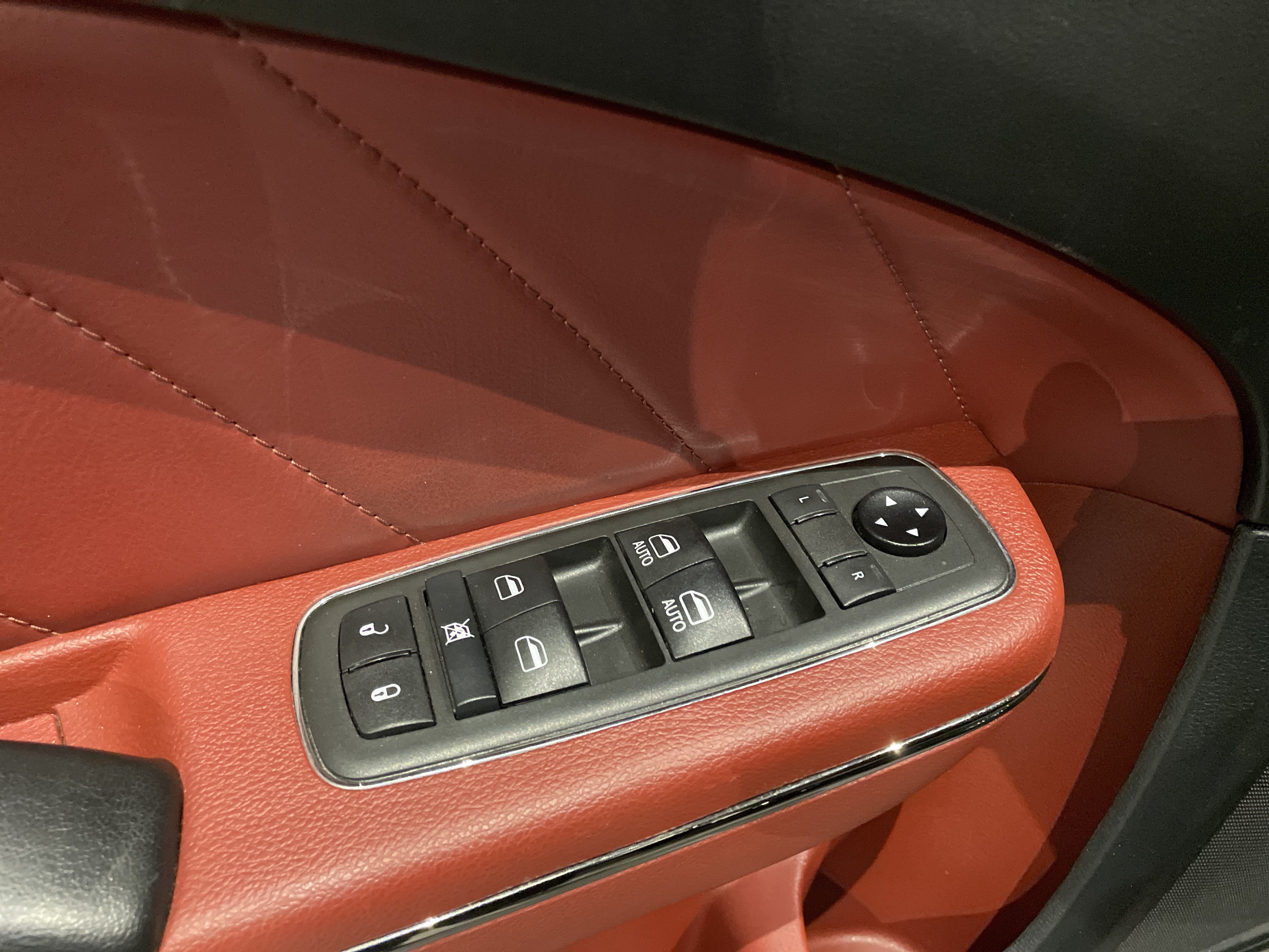 Used 2021 Dodge Charger SRT Hellcat w/ Harman/Kardon Audio Group RWD image 6