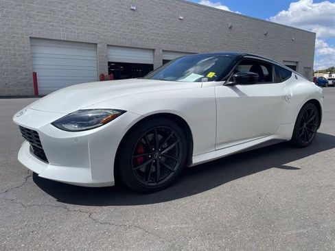 Used 2024 Nissan Z Performance w/ Floor Mat Package RWD image 4
