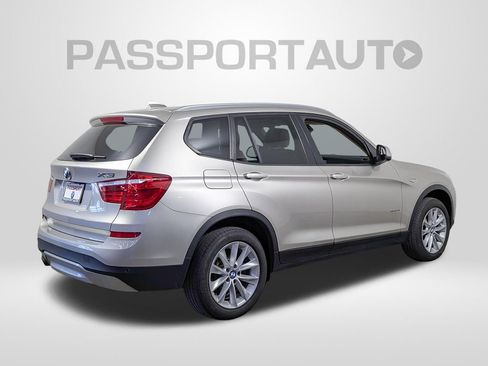 Used 2017 BMW X3 xDrive28i AWD/4WD image 7
