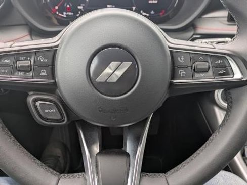 Used 2024 Dodge Hornet GT w/ GT Blacktop Package AWD/4WD image 9