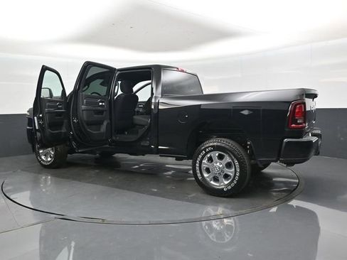 New 2026 RAM 2500 Big Horn AWD/4WD image 48