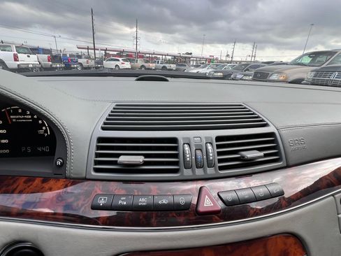 Used 2005 Mercedes-Benz S 600 image 68