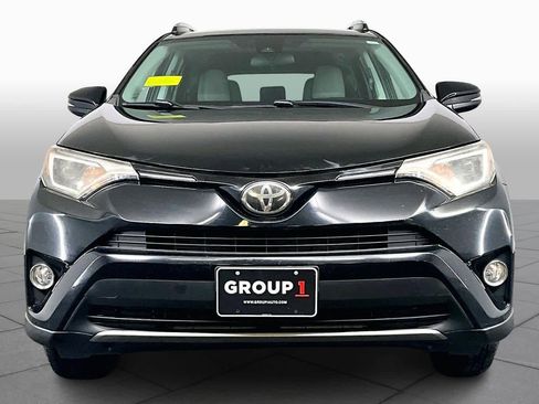 Used 2017 Toyota RAV4 XLE image 4