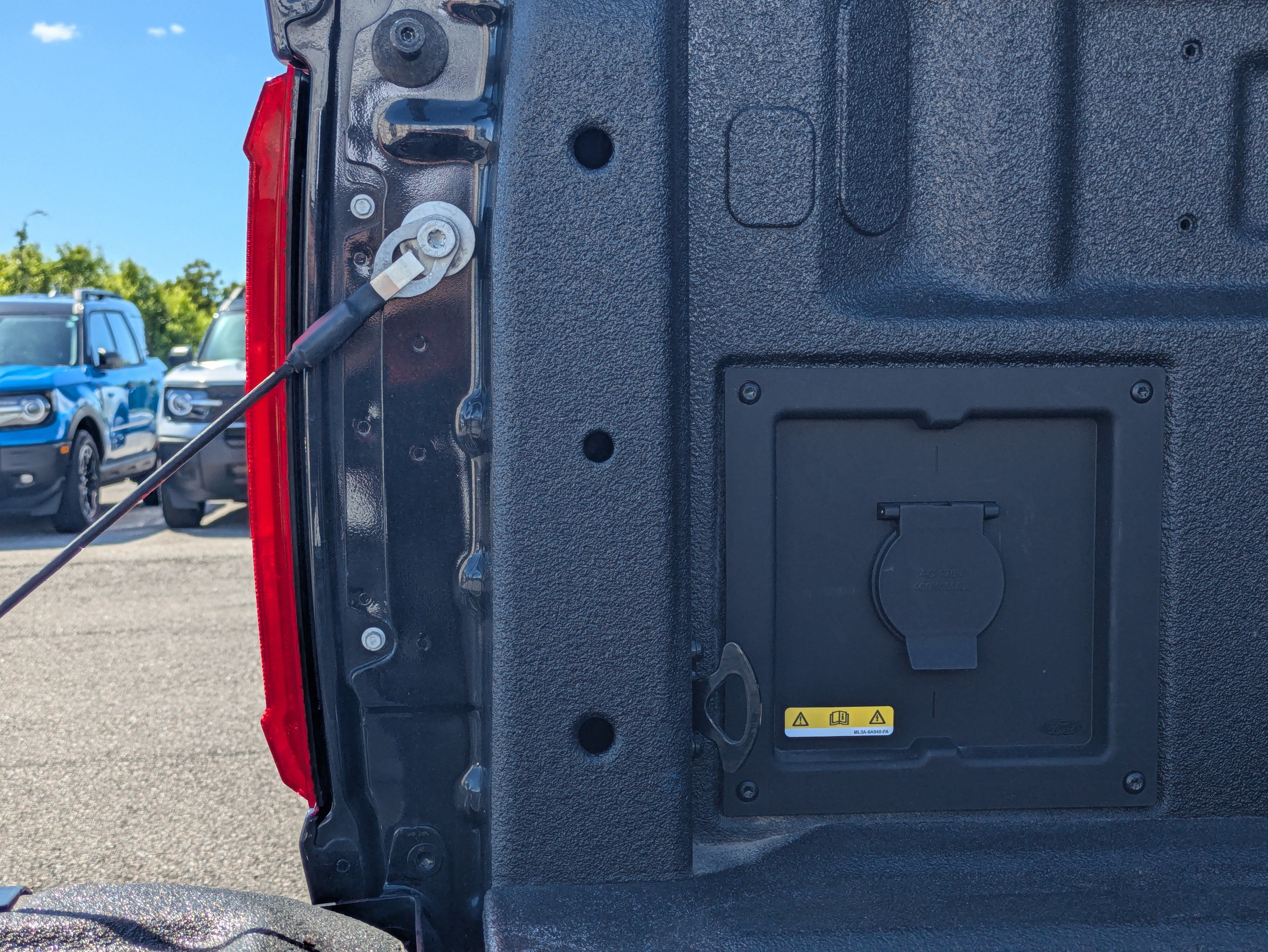 Used 2023 Ford F150 XLT w/ Equipment Group 302A High RWD image 20