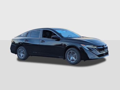 Used 2026 Nissan Sentra S w/ S Cold Weather Package FWD image 8