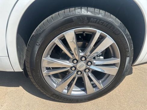 Certified 2024 Cadillac XT6 Premium Luxury FWD image 10