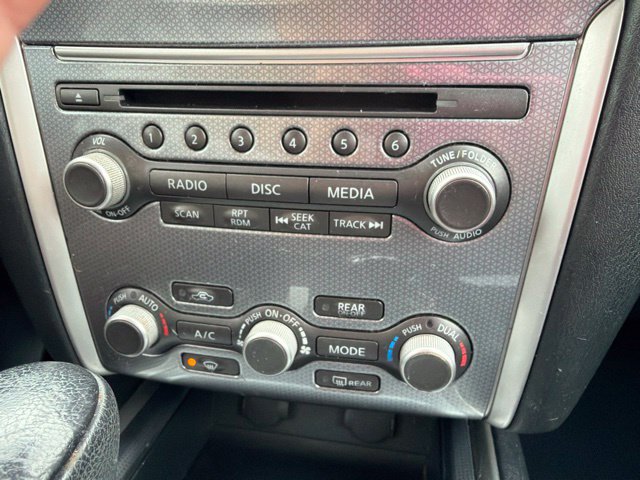 Used 2017 Nissan Pathfinder SL AWD/4WD image 37