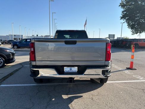 Used 2025 Chevrolet Silverado 3500 LTZ w/ LTZ Convenience Package AWD/4WD image 4