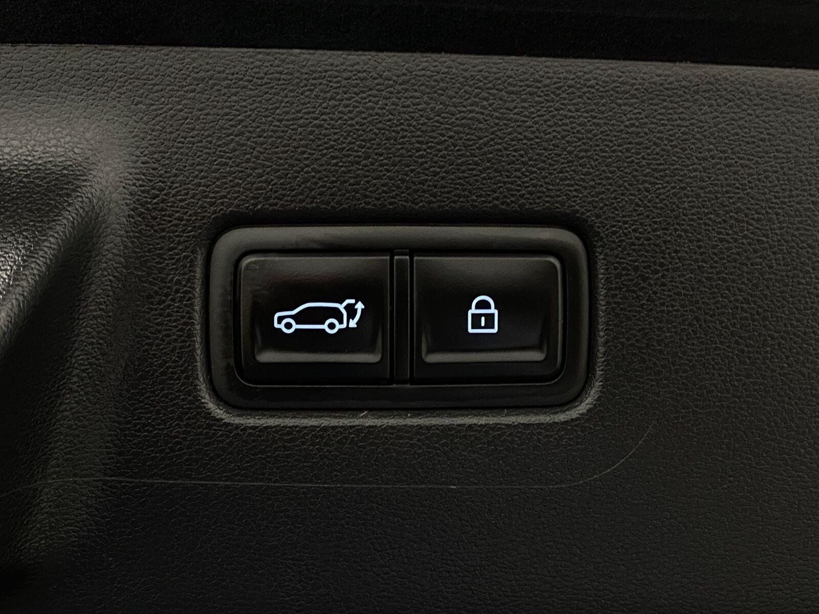 Certified 2024 Hyundai Santa Fe Limited AWD/4WD image 6