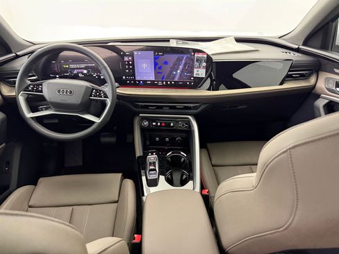 New 2025 Audi Q5 Premium Plus image 17