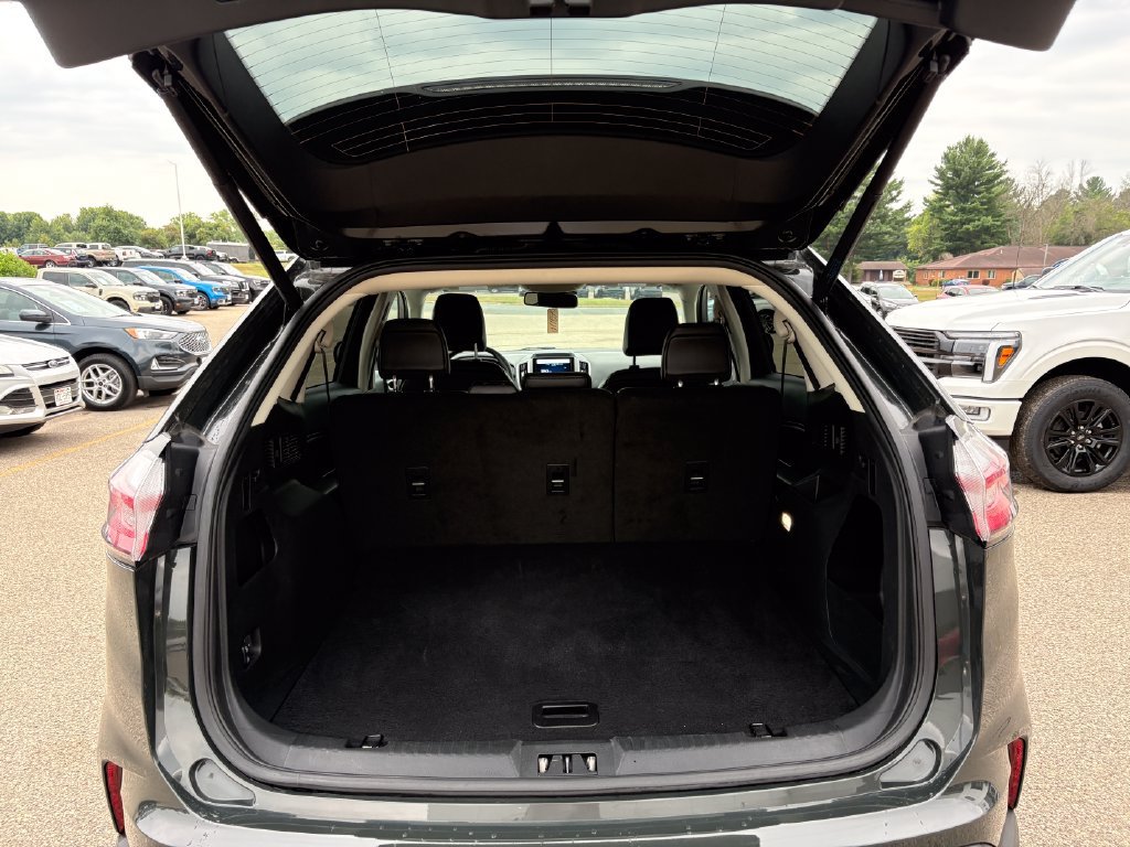 Used 2024 Ford Edge SEL w/ Convenience Package AWD/4WD image 9