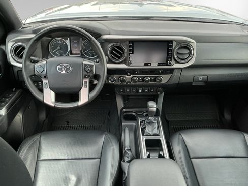 Certified 2020 Toyota Tacoma Limited AWD/4WD image 10