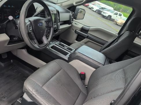 Used 2017 Ford F150 XL w/ Equipment Group 101A Mid AWD/4WD image 12