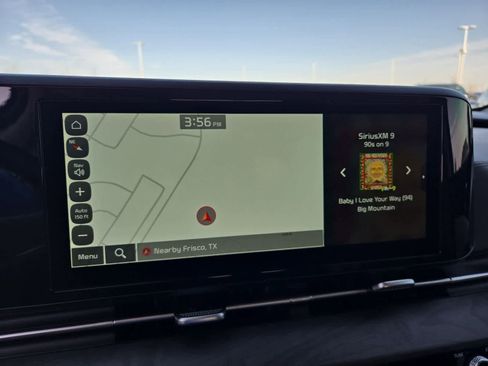 Certified 2023 Kia Carnival EX image 32