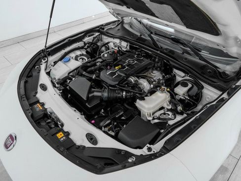 Used 2017 FIAT 124 Spider Classica RWD image 39
