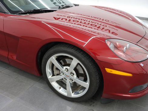 Used 2008 Chevrolet Corvette Coupe w/ Preferred Equipment Group RWD image 20