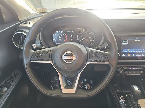 Used 2022 Nissan Kicks SV FWD image 12