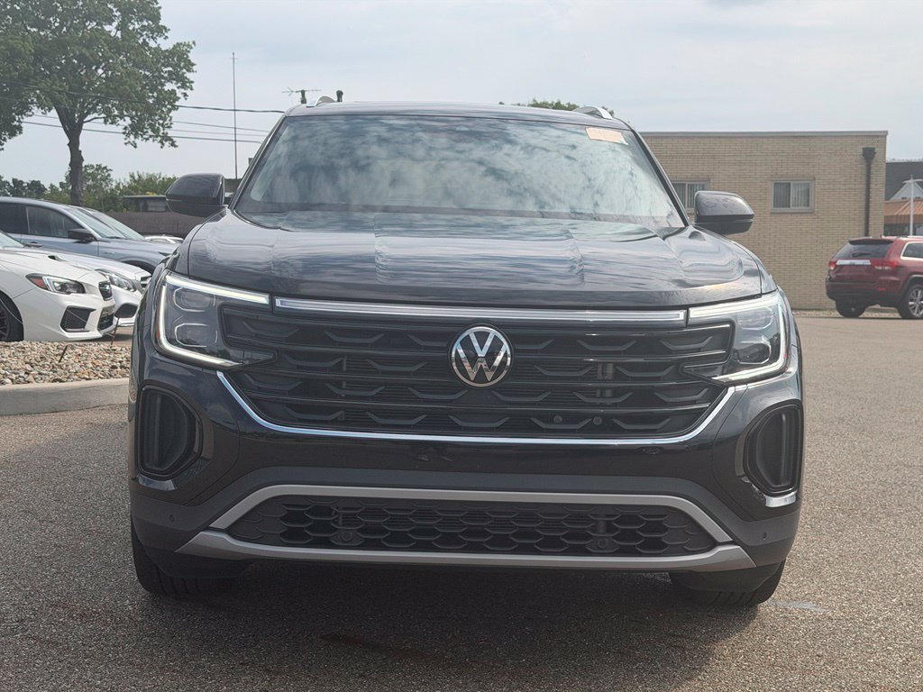 Used 2026 Volkswagen Atlas Cross Sport SEL AWD/4WD image 8