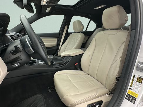 Used 2016 BMW 328i xDrive Sedan AWD/4WD image 12