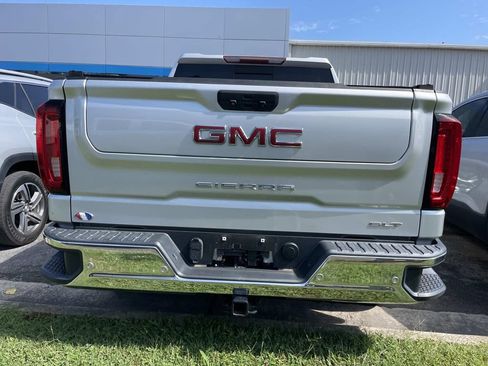Used 2021 GMC Sierra 1500 SLT w/ SLT Premium Plus Package RWD image 5