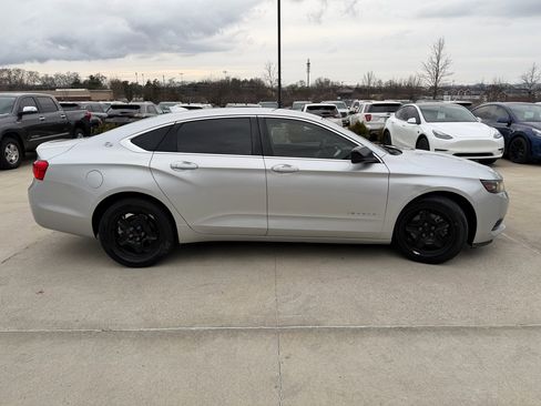 Used 2016 Chevrolet Impala LS w/ Power Convenience Package image 4