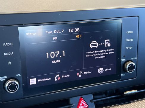 Used 2024 Kia Sportage LX image 18