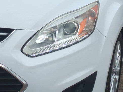 Used 2017 Ford C-MAX SE image 11