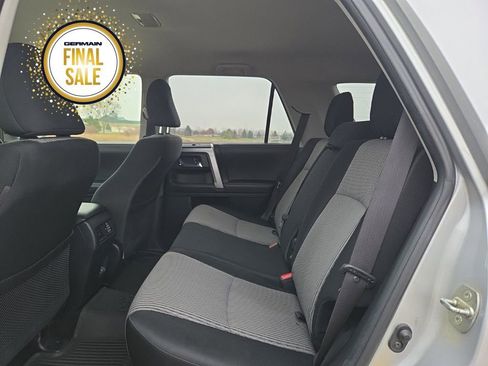 Used 2022 Toyota 4Runner SR5 image 23