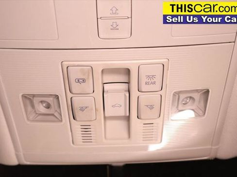 Used 2020 Volkswagen Tiguan SE FWD image 21