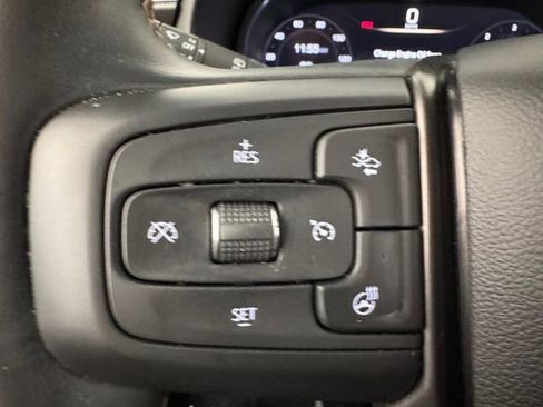 Used 2024 GMC Yukon AT4 AWD/4WD image 7