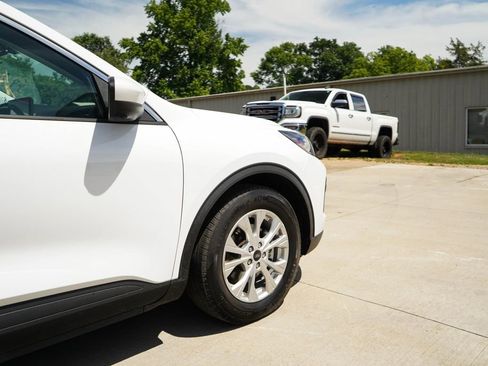 Used 2023 Ford Escape Active w/ Tech Pack #2 FWD image 19