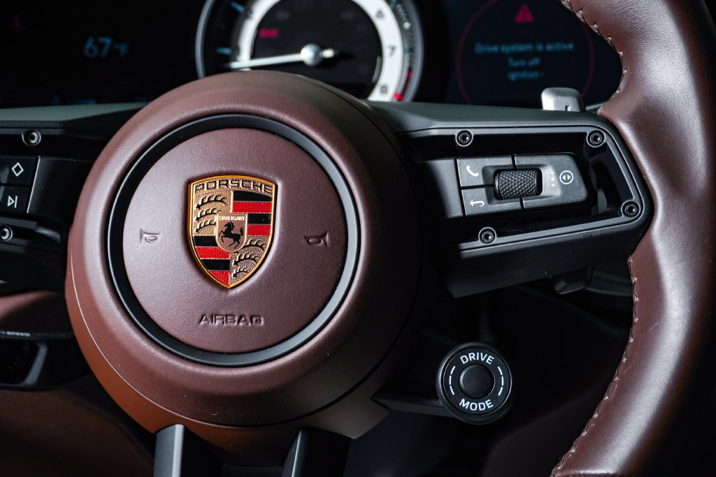 Certified 2024 Porsche 911 Carrera 4S AWD/4WD image 20