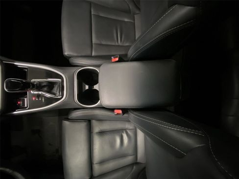 Used 2022 Subaru Outback Limited image 27