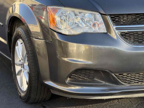 Used 2016 Dodge Grand Caravan SE w/ Quick Order Package 29E SE FWD image 27