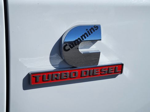 Used 2024 RAM 3500 Big Horn AWD/4WD image 9