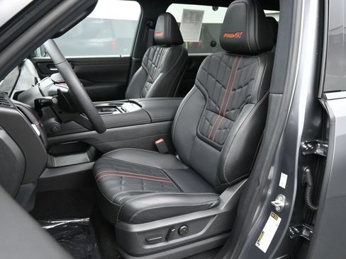 Used 2026 Nissan Armada PRO-4X AWD/4WD image 19