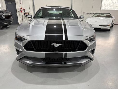 Used 2021 Ford Mustang GT Premium w/ Equipment Group 401A RWD image 2