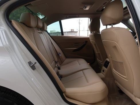Used 2015 BMW 328i Sedan RWD image 37