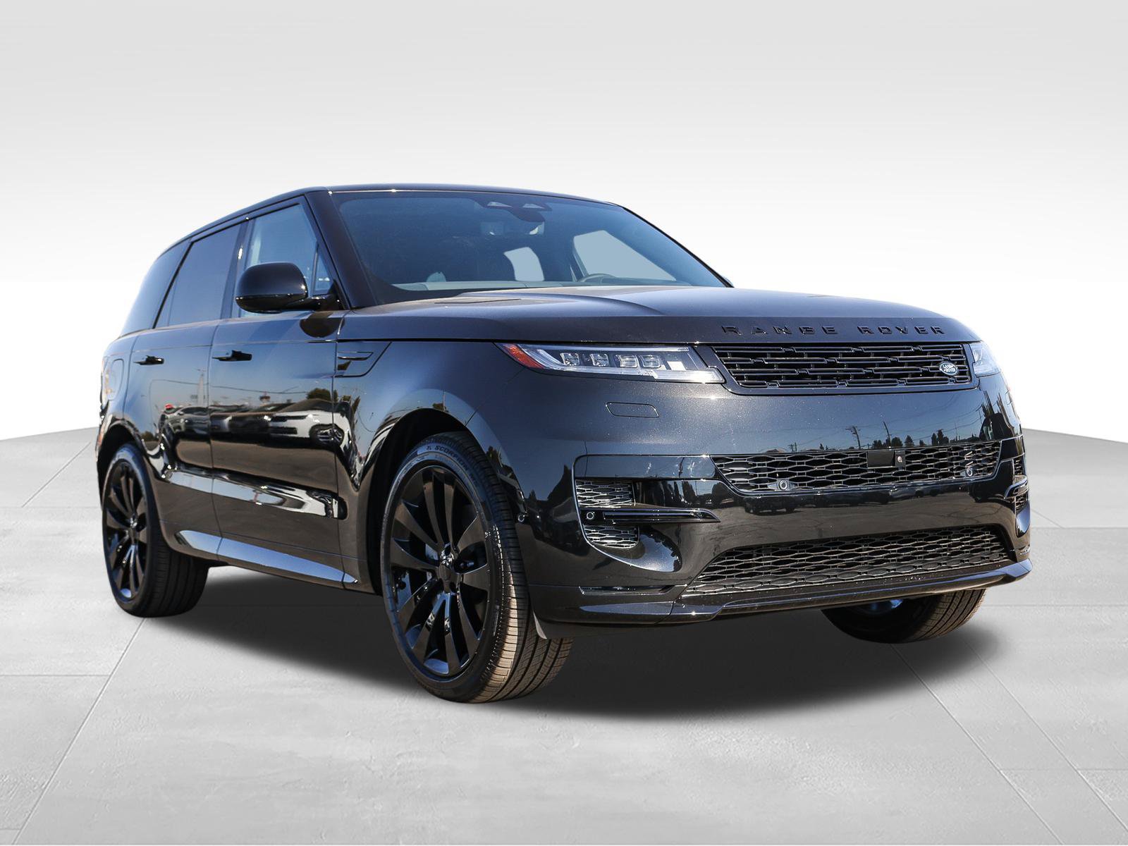 New 2027 Land Rover Range Rover Sport Dynamic SE AWD/4WD image 3