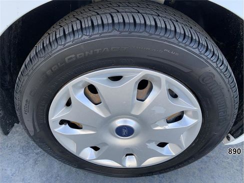 Used 2016 Ford Transit Connect XLT image 19