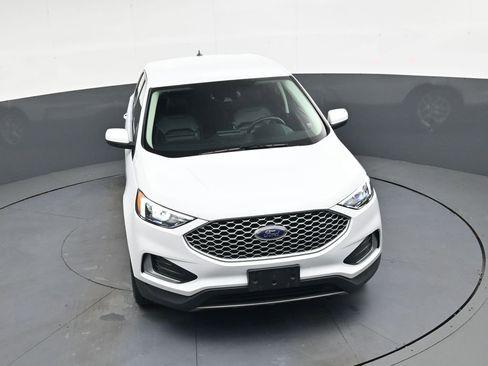 Used 2023 Ford Edge SEL image 36