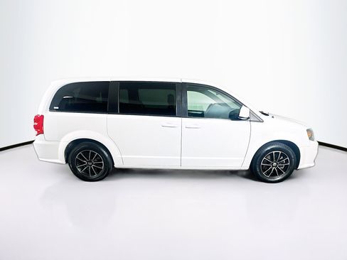 Used 2019 Dodge Grand Caravan GT FWD image 10
