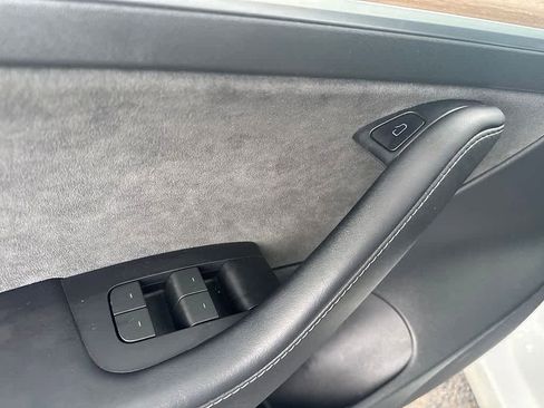 Used 2023 Tesla Model 3 Performance AWD/4WD image 10
