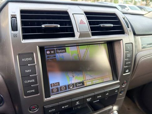 Used 2017 Lexus GX 460 w/ Navigation Package AWD/4WD image 22